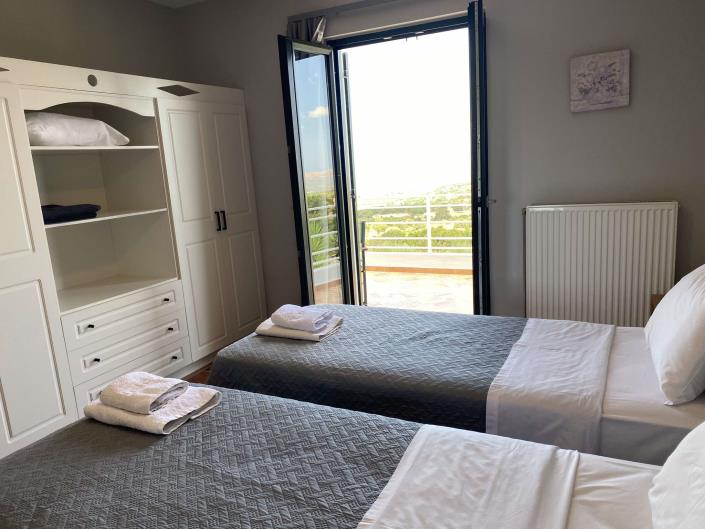 Image No.20-3 Bed Villa / Detached for sale