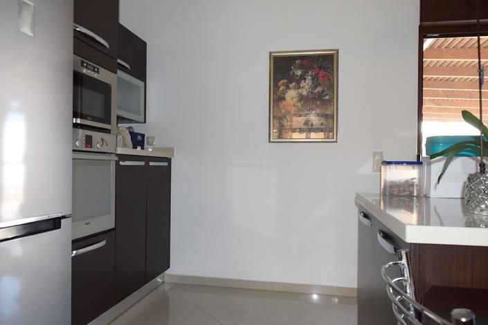 Image No.7-4 Bed Apartment for sale