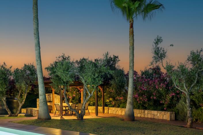 Image No.51-2 Bed Maisonette for sale