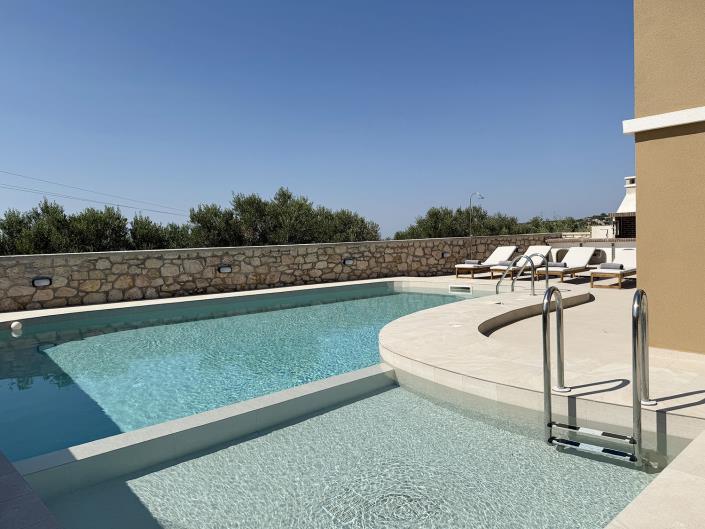 Image No.53-3 Bed Villa for sale