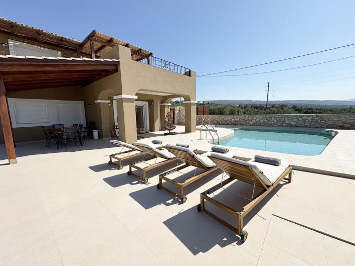 Image No.57-3 Bed Villa for sale