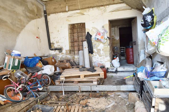 Image No.15-2 Bed House for sale