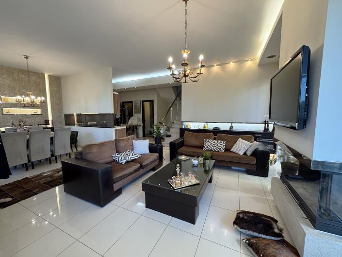 Image No.4-4 Bed House/Villa for sale