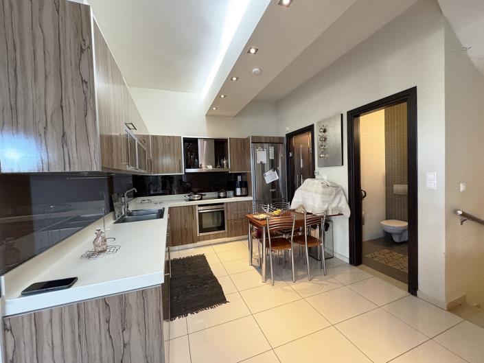 Image No.7-4 Bed House/Villa for sale