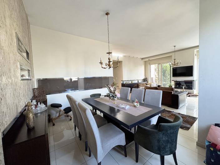 Image No.13-4 Bed House/Villa for sale