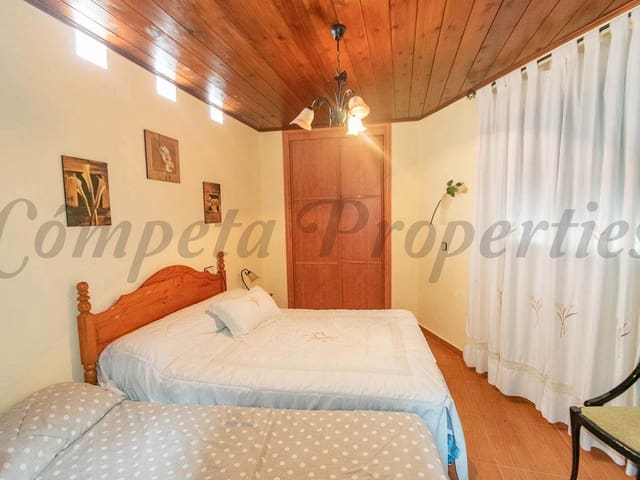 Image No.9-4 Bed Villa for sale