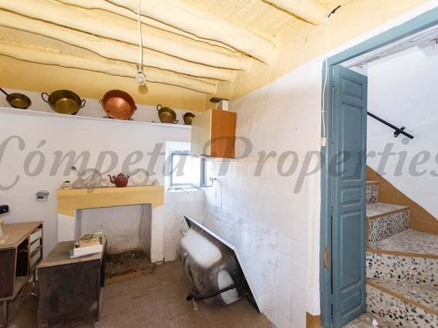 Image No.5-6 Bed Townhouse for sale