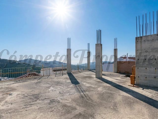 Image No.2-3 Bed Townhouse for sale