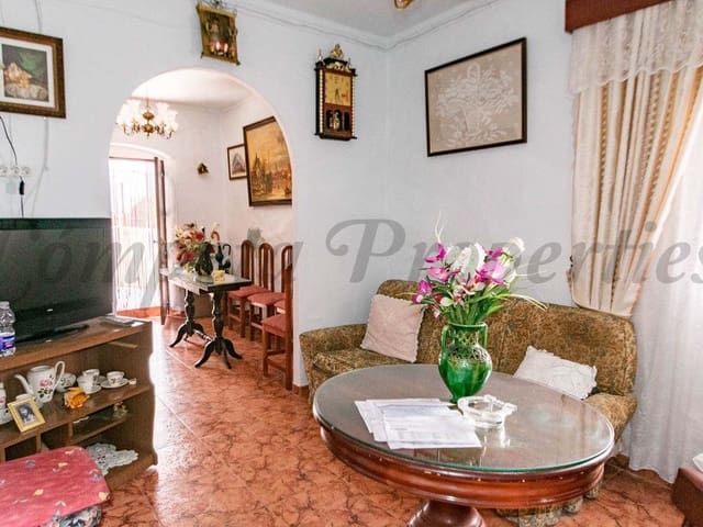 Image No.6-3 Bed Townhouse for sale