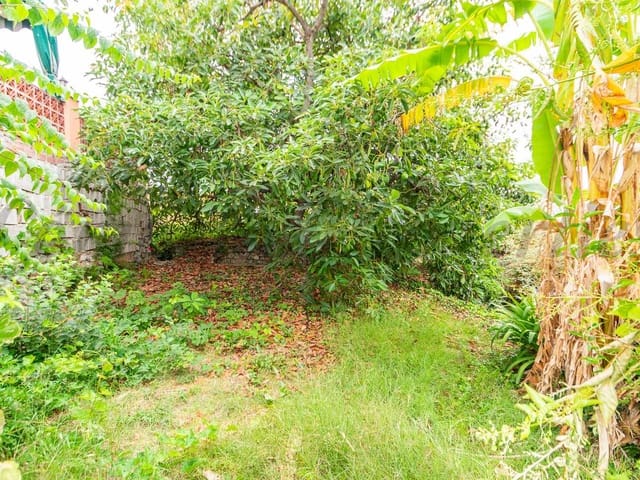 Image No.15-4 Bed Townhouse for sale