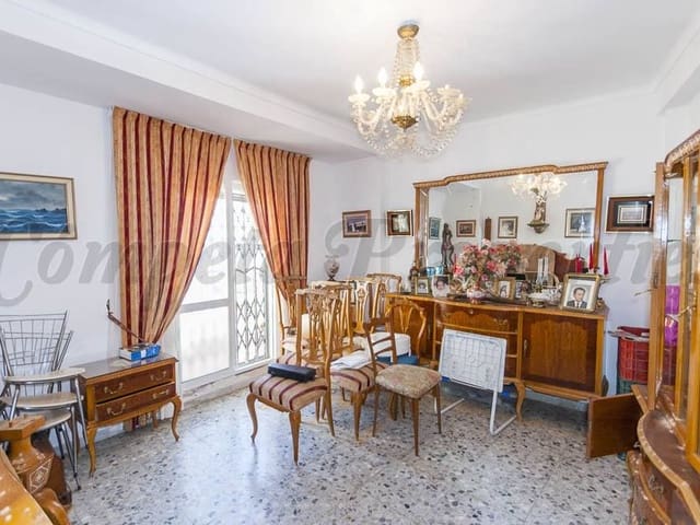 Image No.6-3 Bed Townhouse for sale