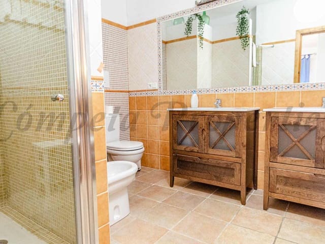 Image No.10-2 Bed Finca for sale