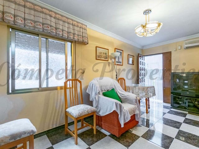 Image No.10-3 Bed Townhouse for sale