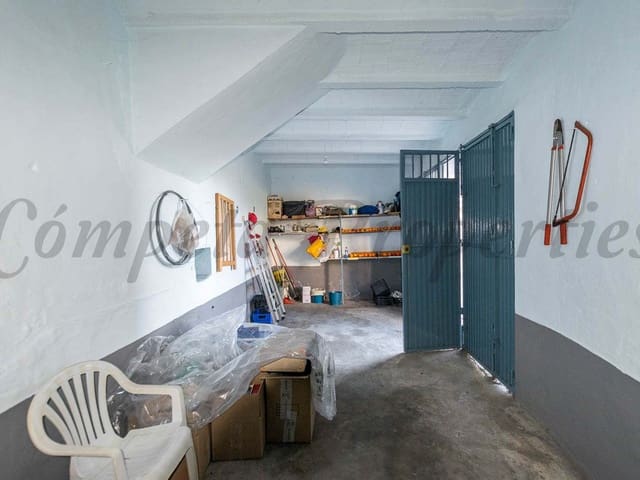 Image No.6-3 Bed Townhouse for sale