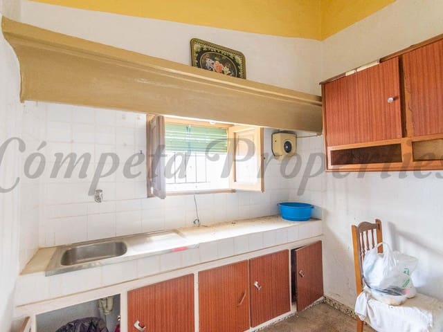 Image No.23-3 Bed Townhouse for sale