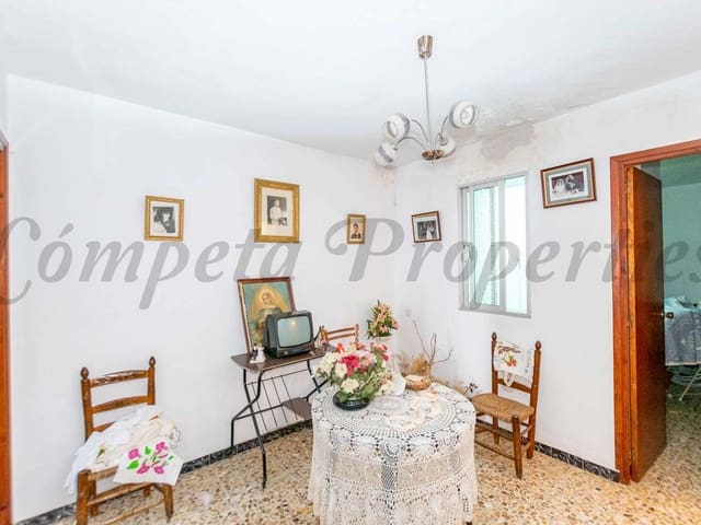 Image No.4-4 Bed Townhouse for sale