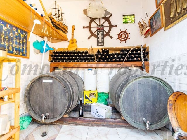 Image No.9-2 Bed Finca for sale