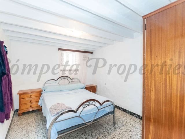 Image No.5-3 Bed Townhouse for sale