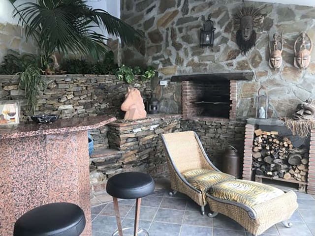 Image No.9-4 Bed Finca for sale