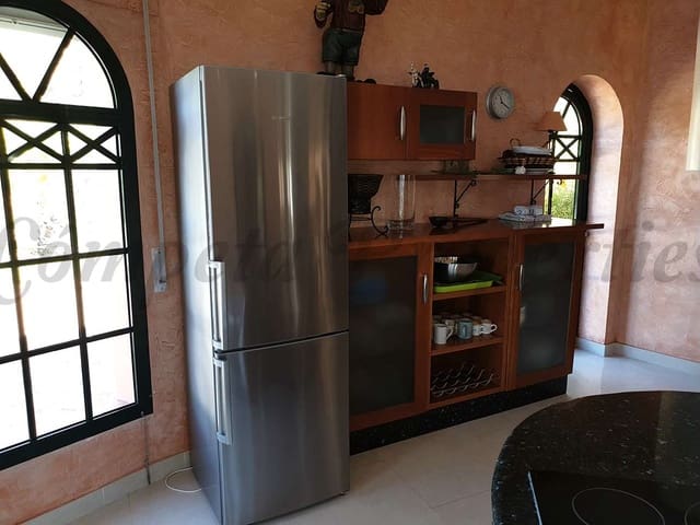 Image No.9-3 Bed Villa for sale