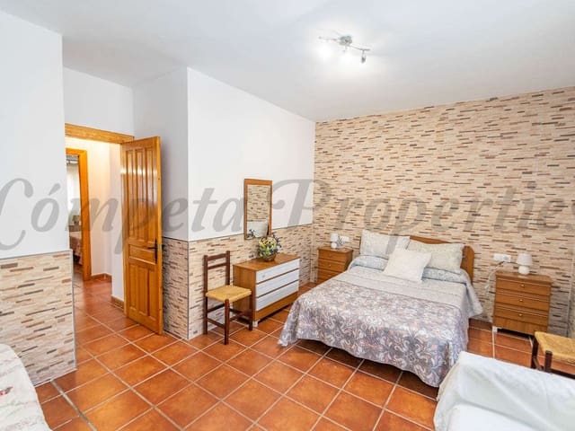 Image No.10-2 Bed Finca for sale