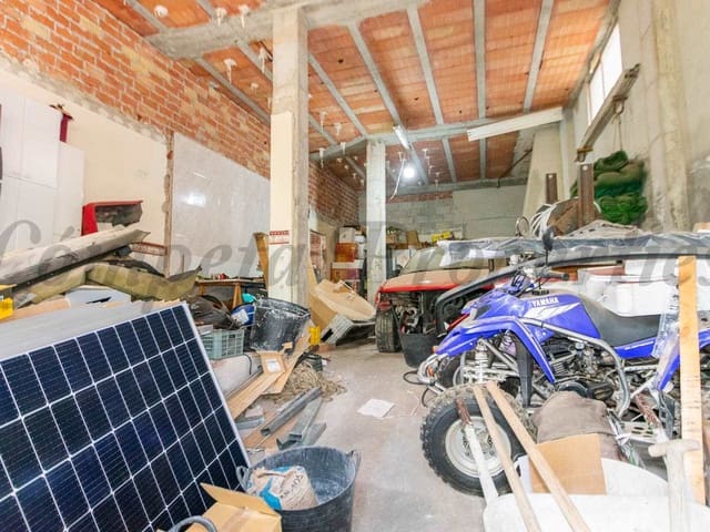 Image No.15-3 Bed Apartment for sale