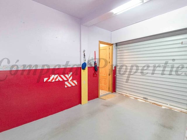 Image No.11-3 Bed Townhouse for sale