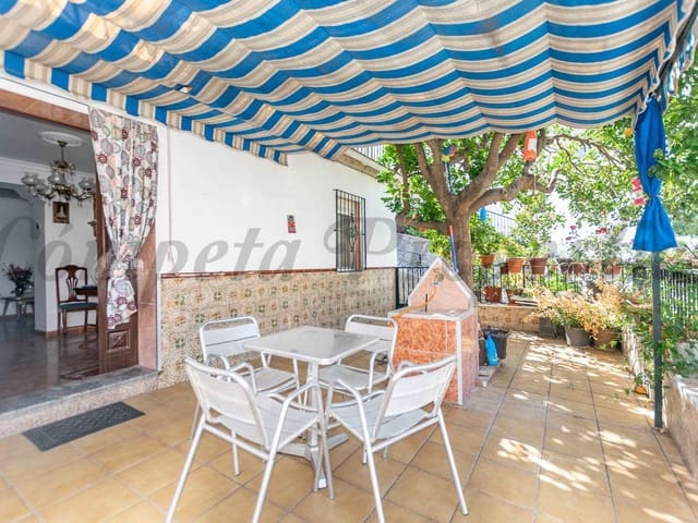 Image No.4-3 Bed Townhouse for sale