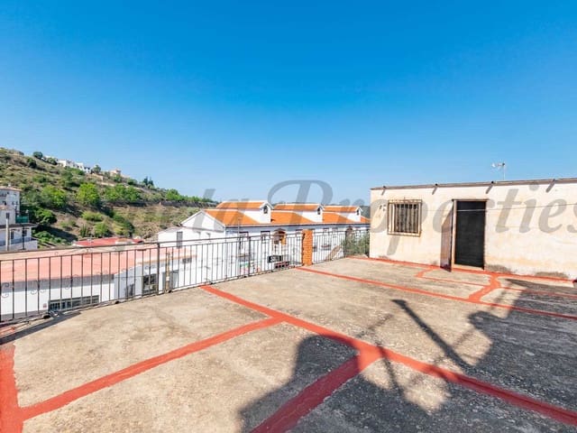 Image No.13-3 Bed Townhouse for sale