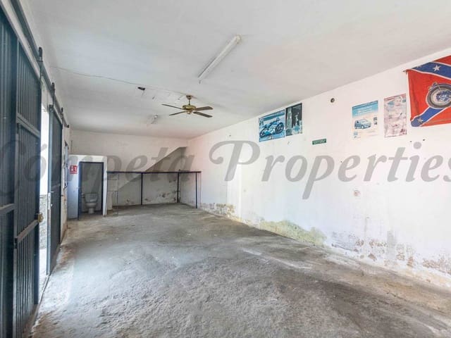 Image No.2-3 Bed Townhouse for sale