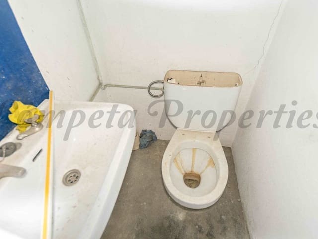 Image No.4-3 Bed Townhouse for sale