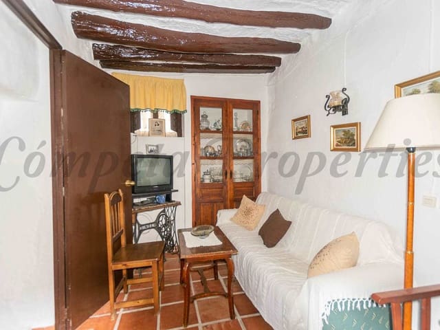 Image No.15-5 Bed Townhouse for sale