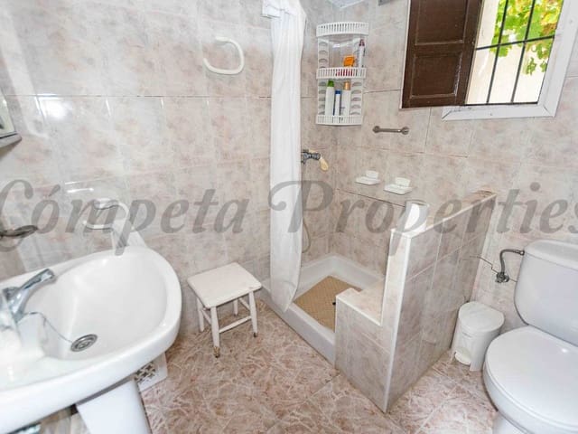 Image No.7-5 Bed Townhouse for sale