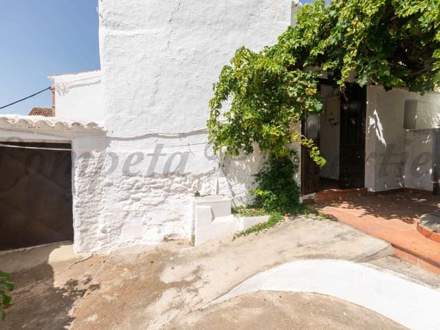 Image No.8-5 Bed Townhouse for sale