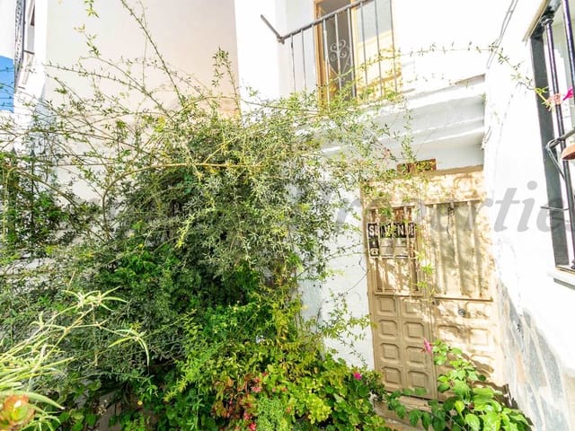 Image No.1-3 Bed Townhouse for sale