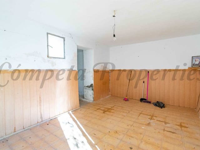 Image No.2-3 Bed Townhouse for sale