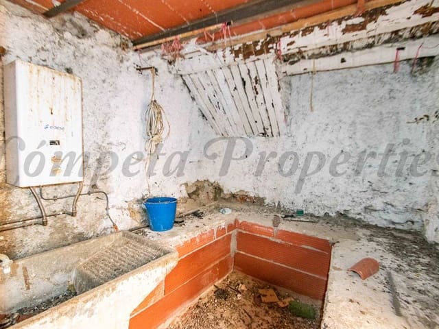 Image No.9-3 Bed Townhouse for sale