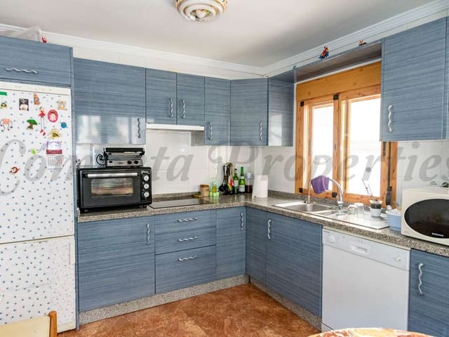 Image No.6-7 Bed Townhouse for sale