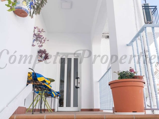 Image No.3-2 Bed Townhouse for sale