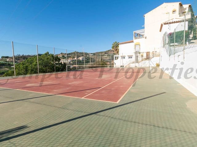 Image No.24-6 Bed Villa for sale