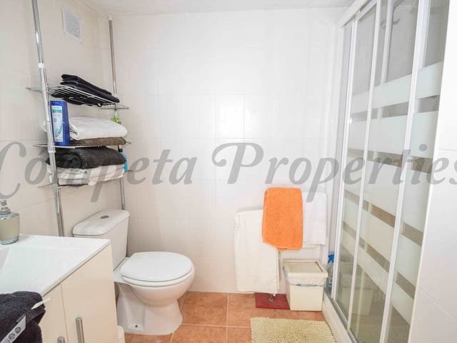 Image No.14-3 Bed Townhouse for sale