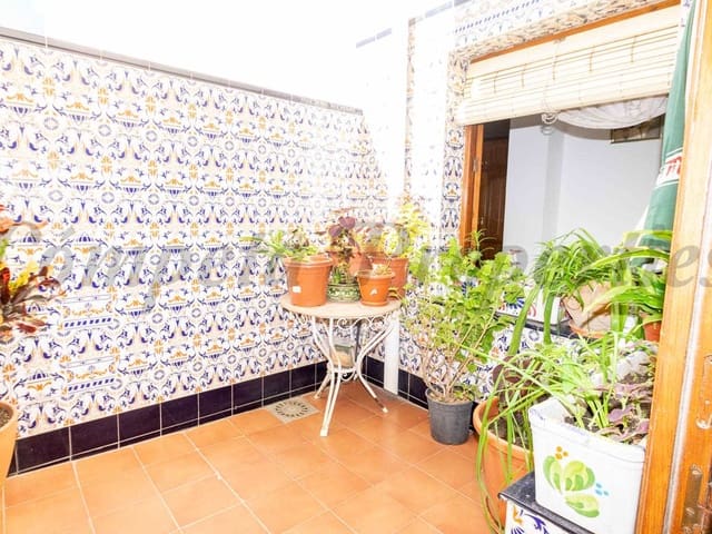 Image No.12-8 Bed Townhouse for sale