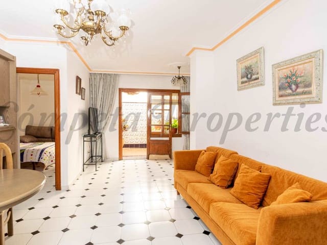 Image No.9-8 Bed Townhouse for sale