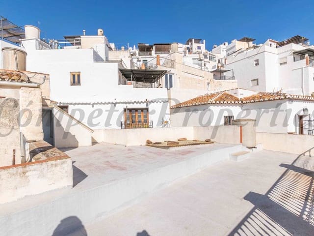 Image No.3-5 Bed Townhouse for sale