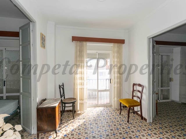 Image No.8-5 Bed Townhouse for sale