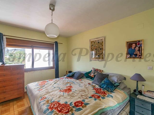 Image No.18-6 Bed Villa for sale