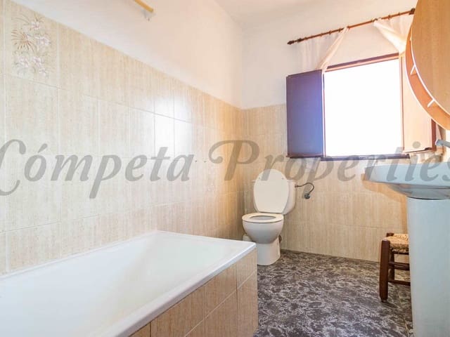 Image No.6-3 Bed Villa for sale