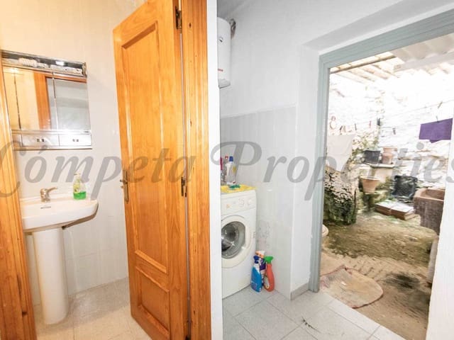 Image No.10-4 Bed Townhouse for sale