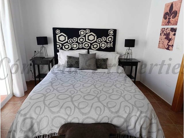 Image No.17-5 Bed Property for sale