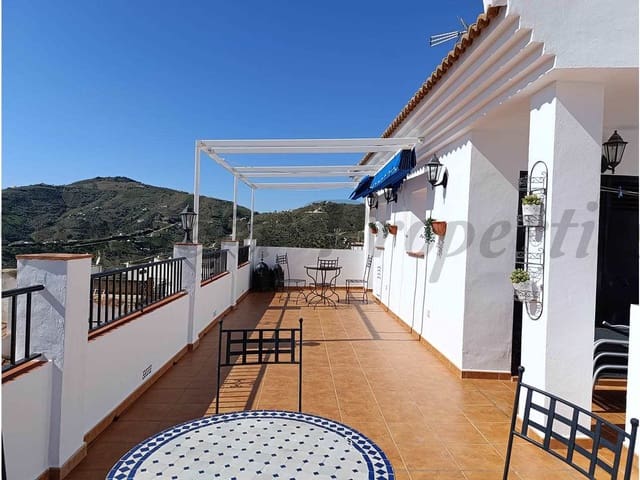 Image No.18-5 Bed Property for sale